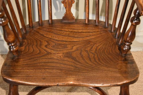EARLY 19TH CENTURY YEW WOOD WINDSOR ARMCHAIR - ADDITIONAL PHOTO 7