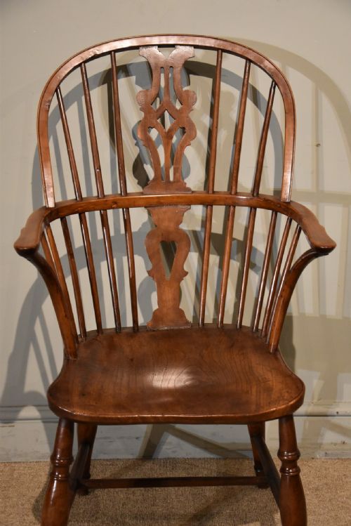 19TH CENTURY YEW WOOD HIGH BACK WINDSOR CHAIR - ADDITIONAL PHOTO 1