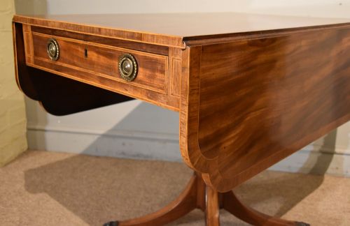 GEORGE III MAHOGANY PEDESTAL PEMBROKE TABLE - ADDITIONAL PHOTO 6