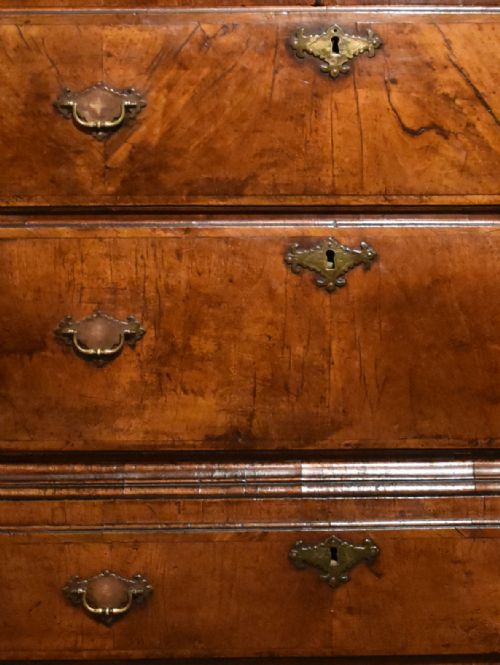 QUEEN ANNE WALNUT CHEST ON STAND - ADDITIONAL PHOTO 1