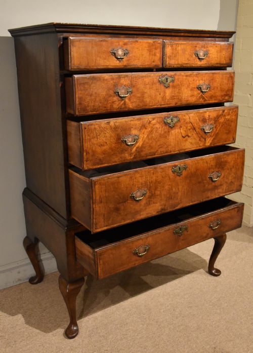 QUEEN ANNE WALNUT CHEST ON STAND - ADDITIONAL PHOTO 4