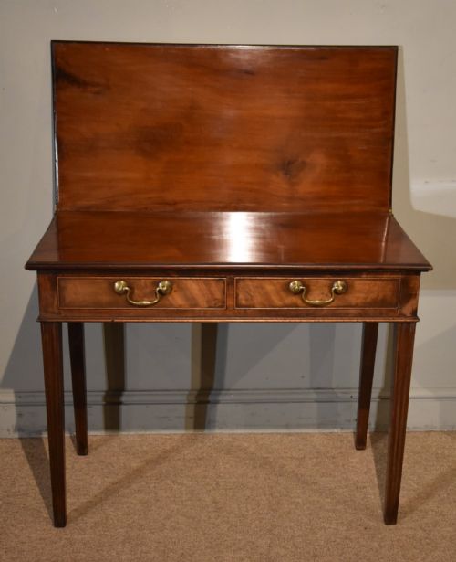 george iii flame mahogany tea table - CATEGORY: ANTIQUE TABLES - DATED GEORGIAN