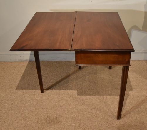 GEORGE III FLAME MAHOGANY TEA TABLE - ADDITIONAL PHOTO 6