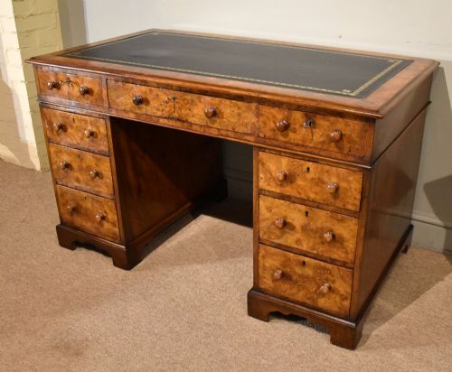 19TH CENTURY VICTORIAN BURR WALNUT PEDESTAL DESK - ADDITIONAL PHOTO 1