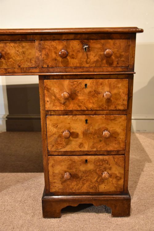 19TH CENTURY VICTORIAN BURR WALNUT PEDESTAL DESK - ADDITIONAL PHOTO 6