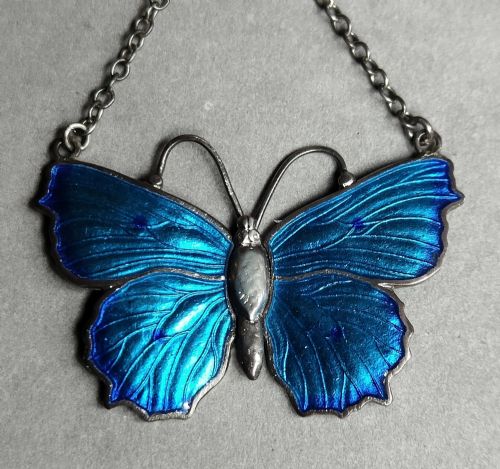 ART DECO CHARLES HORNER SILVER ENAMEL BUTTERFLY PENDANT NECKLACE - ADDITIONAL PHOTO 1