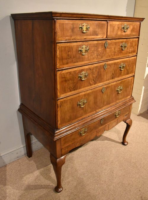 GEORGE II WALNUT CHEST ON STAND - ADDITIONAL PHOTO 2