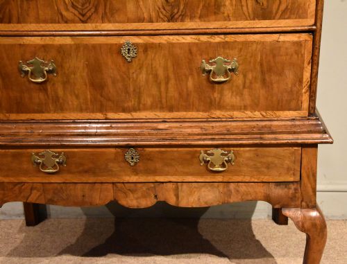 GEORGE II WALNUT CHEST ON STAND - ADDITIONAL PHOTO 8
