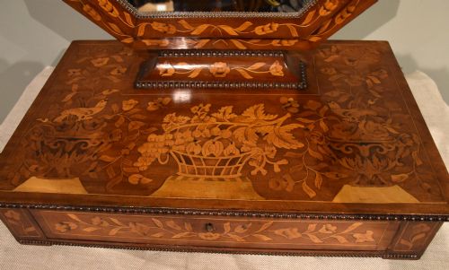 19TH CENTURY DUTCH MARQUETRY DRESSING MIRROR - ADDITIONAL PHOTO 1
