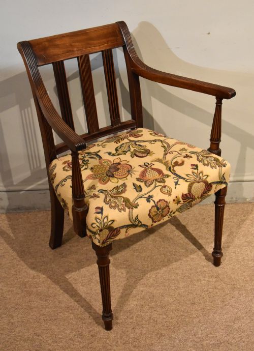 REGENCY PERIOD MAHOGANY ARMCHAIR - ADDITIONAL PHOTO 1