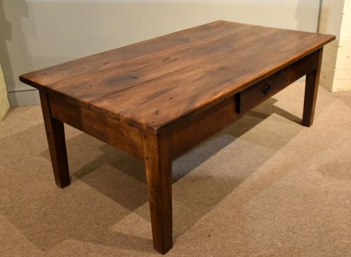 19TH CENTURY FRENCH WALNUT COFFEE TABLE - ADDITIONAL PHOTO 5