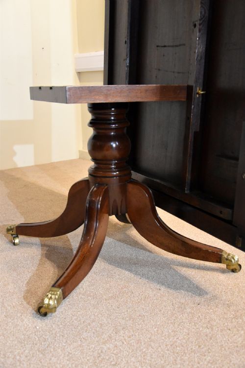 GEORGE III LARGE 12 SEATER MAHOGANY DINING TABLE - ADDITIONAL PHOTO 10