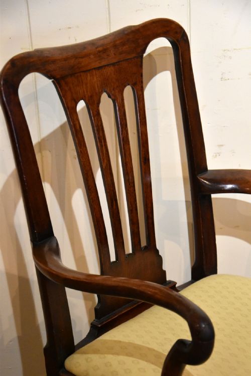 18TH CENTURY WALNUT ARMCHAIR - ADDITIONAL PHOTO 3