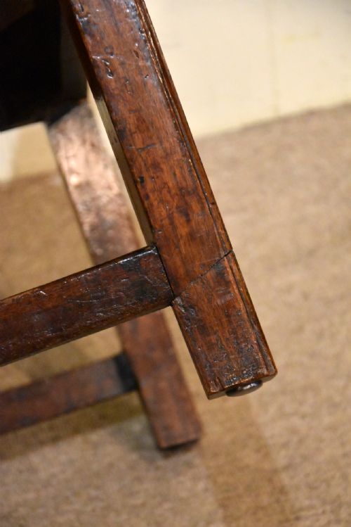 18TH CENTURY WALNUT ARMCHAIR - ADDITIONAL PHOTO 6