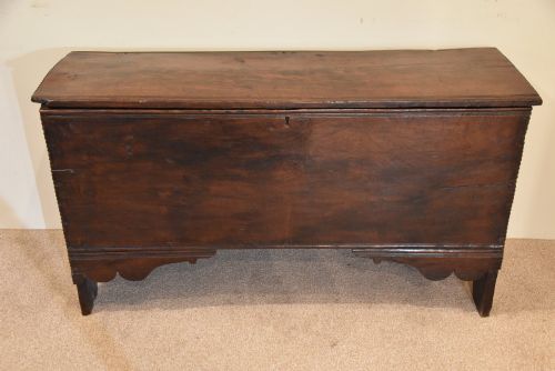 17th century oak plank coffer weapons chest - CATEGORY: ANTIQUE CHESTS - DATED 17TH CENTURY