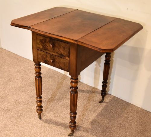BURR WALNUT REGENCY BEDSIDE TABLE - ADDITIONAL PHOTO 3