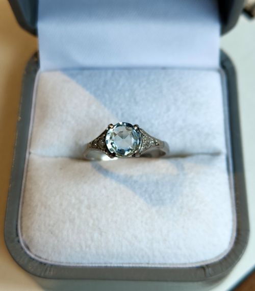 ART DECO PLATINUM AQUAMARINE DIAMOND SOLITAIRE RING - ADDITIONAL PHOTO 1