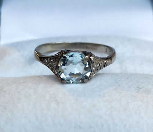 ART DECO PLATINUM AQUAMARINE DIAMOND SOLITAIRE RING - ADDITIONAL PHOTO 9