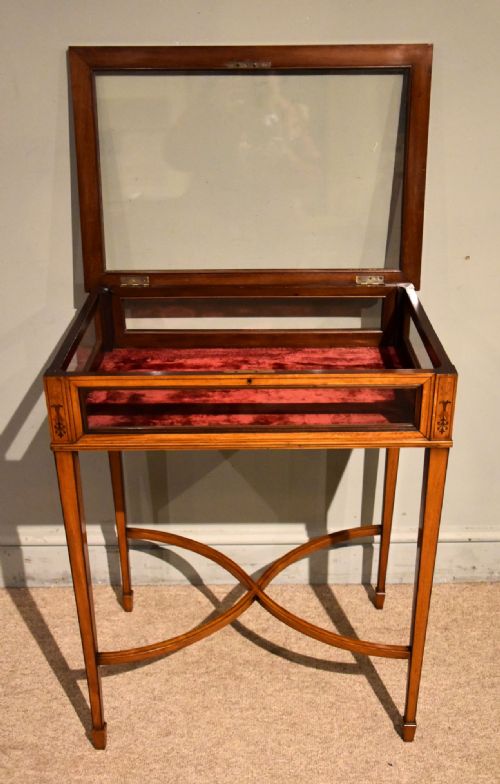 SATINWOOD LATE 19TH CENTURY BIJOUTERIE TABLE - ADDITIONAL PHOTO 1