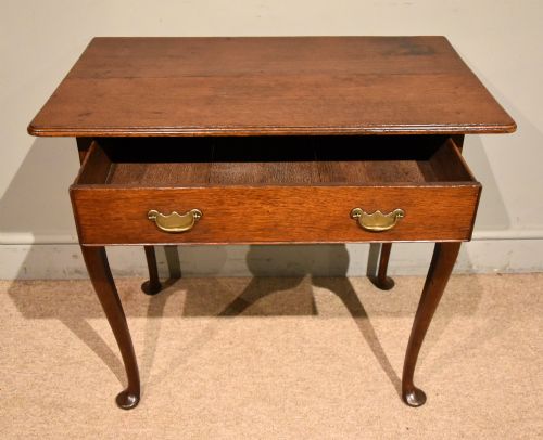 MID 18TH CENTURY OAK SIDE TABLE - ADDITIONAL PHOTO 2