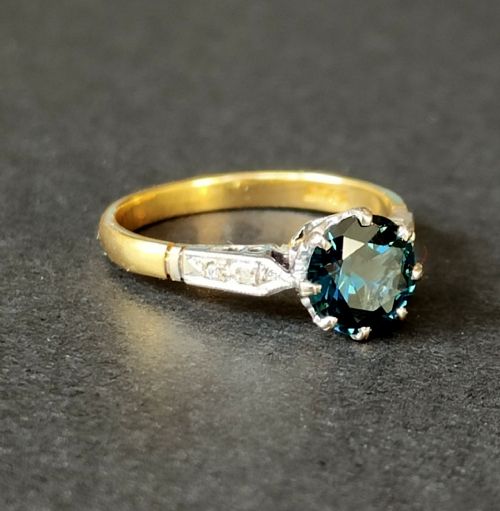 ART DECO 18CT SAPPHIRE AND DIAMOND RING - ADDITIONAL PHOTO 1