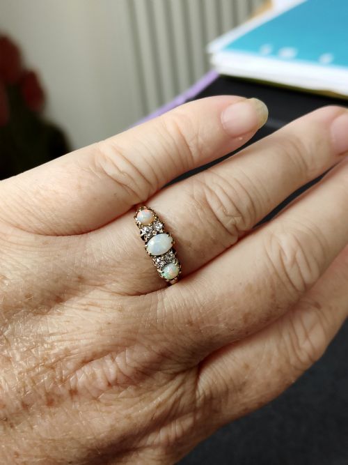 LOVELY VICTORIAN 18CT GOLD OPAL AND DIAMOND RING - ADDITIONAL PHOTO 6