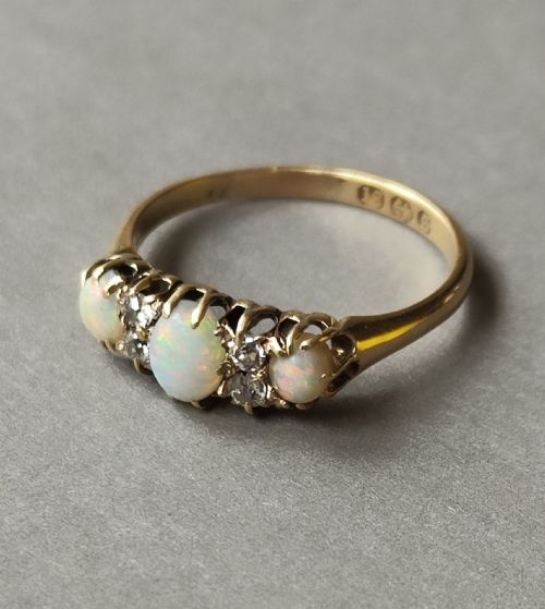 LOVELY VICTORIAN 18CT GOLD OPAL AND DIAMOND RING - ADDITIONAL PHOTO 9