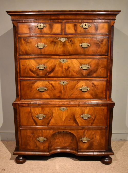 early 18th century walnut chest on chest - CATEGORY: ANTIQUE CHEST OF DRAWERS - DATED 19TH CENTURY