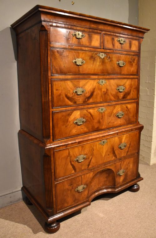 EARLY 18TH CENTURY WALNUT CHEST ON CHEST - ADDITIONAL PHOTO 3