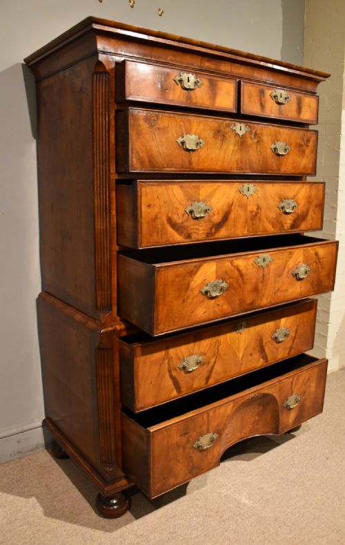 EARLY 18TH CENTURY WALNUT CHEST ON CHEST - ADDITIONAL PHOTO 5