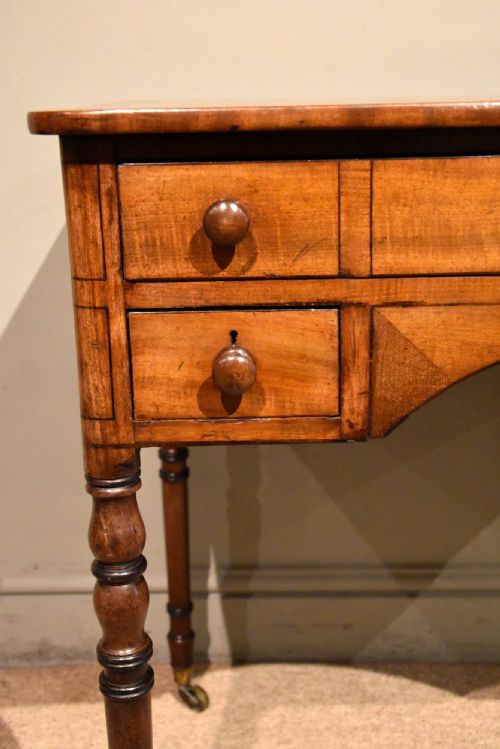 GEORGE III MAHOGANY SIDE TABLE DRESSING TABLE - ADDITIONAL PHOTO 6