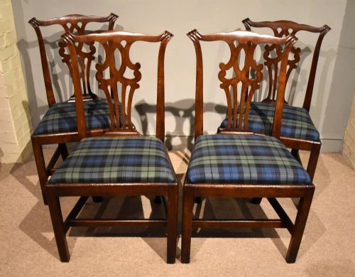 set of four george iii country chippendale walnut dining chairs - CATEGORY: ANTIQUE CHAIRS - DATED GEORGIAN