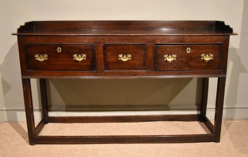 18th century georgian country oak dresser baseserver - CATEGORY: ANTIQUE SIDEBOARDS - DATED GEORGIAN