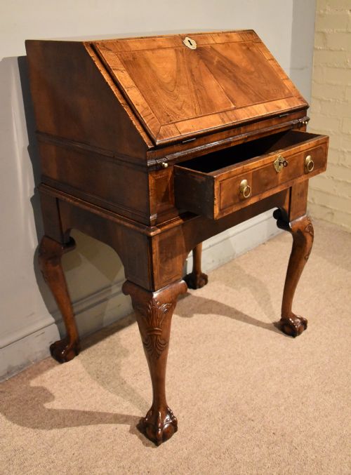 19TH CENTURY WALNUT BUREAU ON STAND - ADDITIONAL PHOTO 2