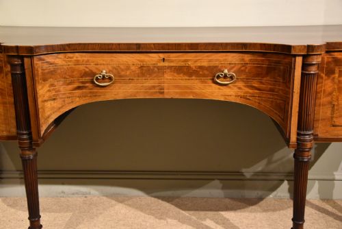 GILLOWS GEORGE III MAHOGANY SERPENTINE SIDEBOARD - ADDITIONAL PHOTO 2