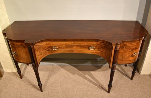 GILLOWS GEORGE III MAHOGANY SERPENTINE SIDEBOARD - ADDITIONAL PHOTO 7
