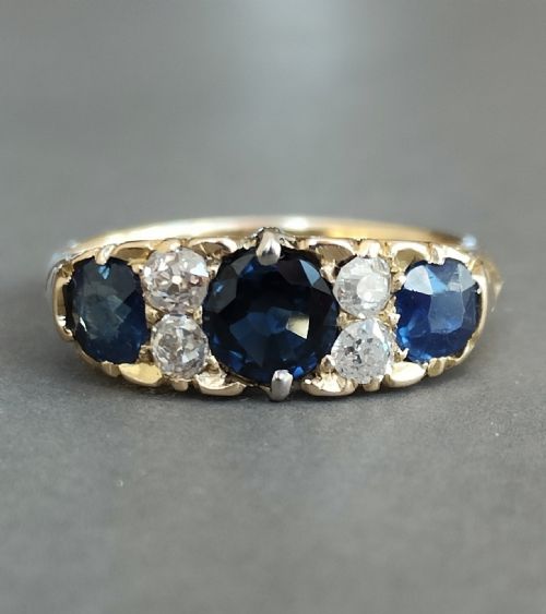 LARGE VICTORIAN 18CT GOLD SAPPHIRE DIAMOND RING 1891 - ADDITIONAL PHOTO 5