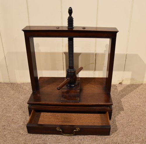 GEORGE III MAHOGANY BOOK PRESS - ADDITIONAL PHOTO 1