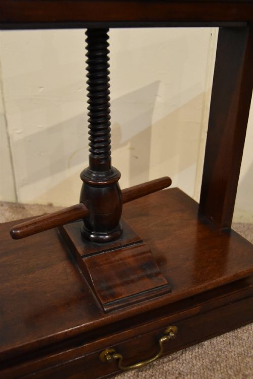 GEORGE III MAHOGANY BOOK PRESS - ADDITIONAL PHOTO 2