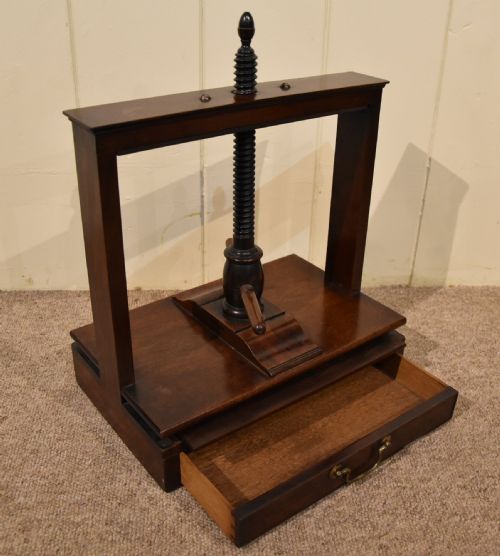 GEORGE III MAHOGANY BOOK PRESS - ADDITIONAL PHOTO 4