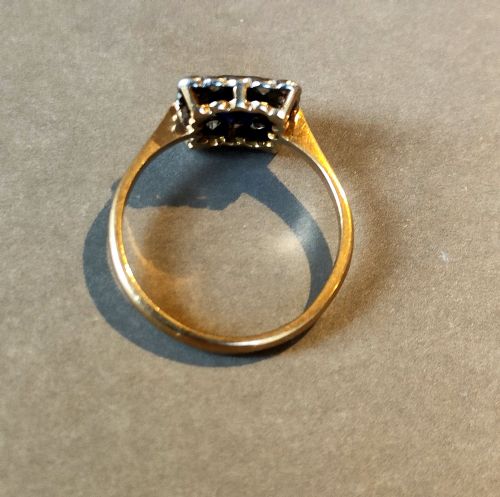 ART DECO 18CT GOLD SAPPHIRE AND DIAMOND CLUSTER RING - ADDITIONAL PHOTO 1