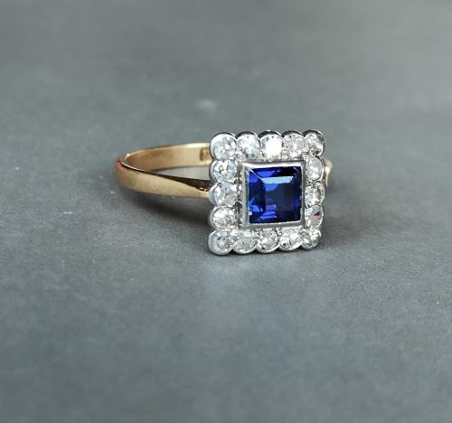ART DECO 18CT GOLD SAPPHIRE AND DIAMOND CLUSTER RING - ADDITIONAL PHOTO 9