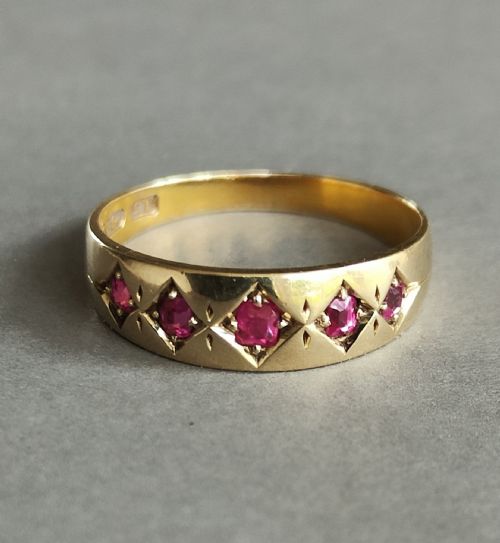 VICTORIAN 15CT GOLD AND RUBY GYPSY RING 1900 - ADDITIONAL PHOTO 4