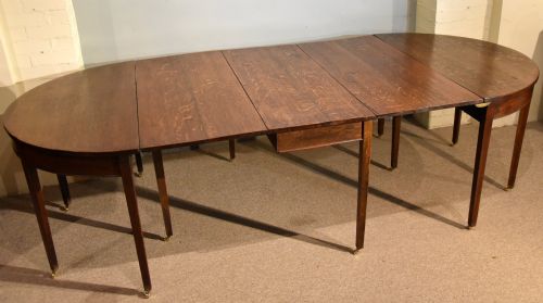 18TH CENTURY OAK DINING TABLE - ADDITIONAL PHOTO 1