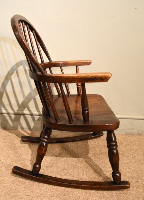 19TH CENTURY ASH AND ELM CHILDS ROCKING CHAIR - ADDITIONAL PHOTO 1