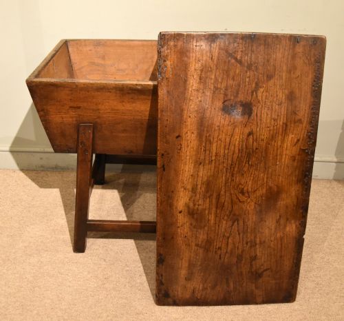 19TH CENTURY ELM WEST COUNTRY DOUGH BIN - ADDITIONAL PHOTO 6