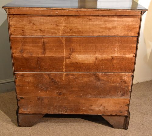 MID 18TH CENTURY OAK CHEST OF DRAWERS - ADDITIONAL PHOTO 6