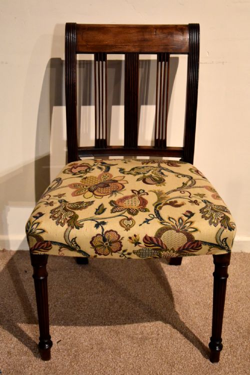 SET OF FOUR REGENCY MAHOGANY DINING CHAIRS - ADDITIONAL PHOTO 2