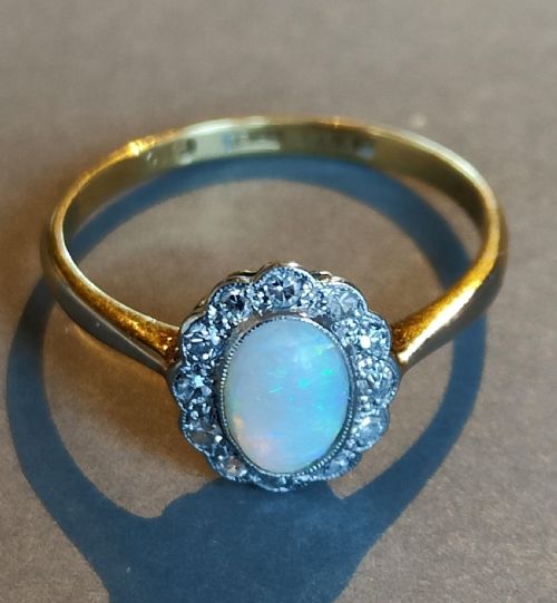 ART DECO 18CT GOLD PLATINUM OPAL AND DIAMOND RING - ADDITIONAL PHOTO 4