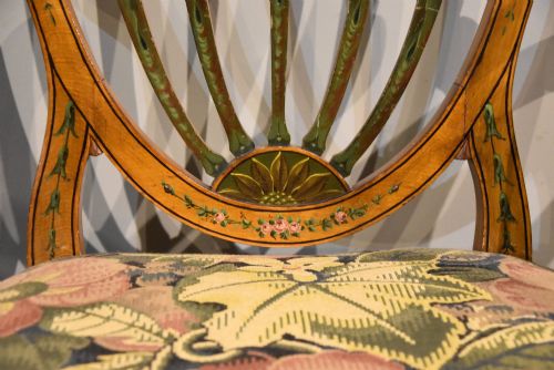 PAIR OF 19TH CENTURY SATINBIRCH HEPPLEWHITE ARMCHAIRS - ADDITIONAL PHOTO 5
